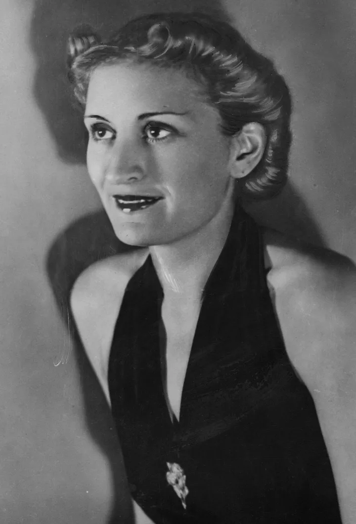 Edda Mussolini Ciano, studio portrait, 1930s